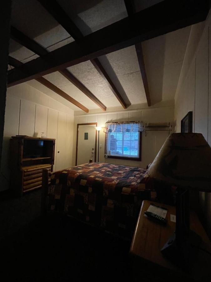 Hotel Olde Mill Of *